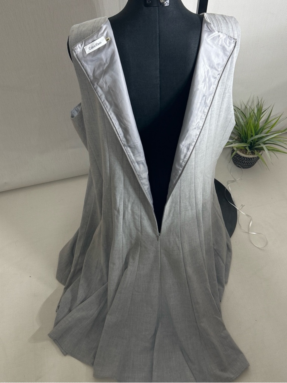 Calvin Klein Sleeveless Gray Fit-and-Flare Midi Dress - Picture 6 of 9